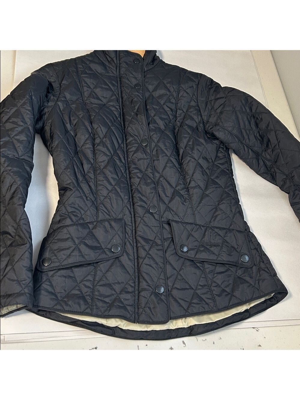 Barbour Flyweight Cavalry Quiet Luxury Quilted Minimalist Classic Jacket Size 4 - Picture 10 of 15